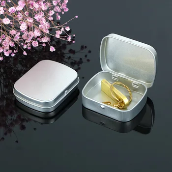 20pcs/veľa 5.8*4.5*1.5 cm prázdne Kovové malý darček box Mini Tin balenie skladovacie škatule strieborné Nádoby organizátor Prežitie s vekom