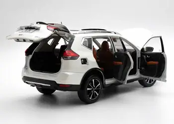 1:18 Diecast Model na Nissan X-trail Rogue 2018 Biela SUV Zliatiny autíčka Miniatúrne Kolekcia Dary Hot Predaj Xtrail X Trail