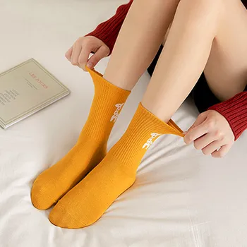 1 Pár Kawaii Ženy Ponožky Happy Zábavné Ponožky Ovocie Harajuku Candy Farby Polovice Ponožky Bežné Posádky Ponožky Ženy Veľkosť 35-42 Krátke Ponožky