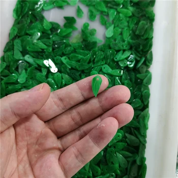 10PC Green Jade 10 mm Leaf Perličiek Módne Doplnky DIY Náramok Kúzlo Šperky Ručne Vyrezávané Šťastie, Amulet Dary