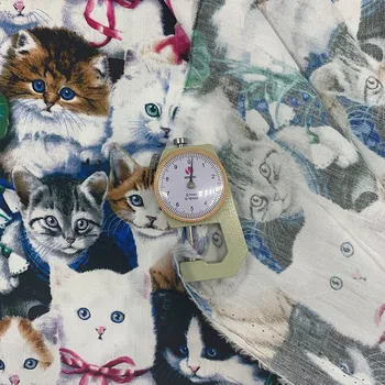 140 cm Široký Kreslených Mačka Textílie Bavlnenej Tkaniny Telas Patchwork Skupiny mačky Vytlačiť Handričkou Šijací Materiál Diy Oblečenie Prešívanie
