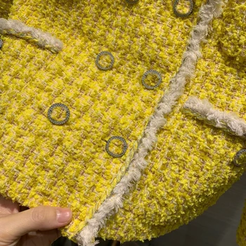 2020 luxusné dráhy dizajn retro žltá tkané tweed bunda ženy stojí golier štyri vrecká diamanty dvojité breasted vintage kabát