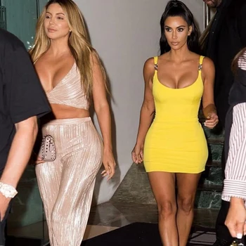 2020 Najnovšie Sexy Tesné Šaty Zlato Kardashian Žltá Golier Šatka Bez Ramienok Vody Kovový Krúžok Mini Obväz Šaty