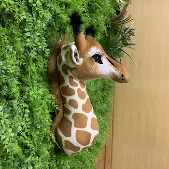 2021 krásne ŽIRAFA zvieracie hlavy pre dekorácie realisticky žirafa hlavu plyšáka na stene visí