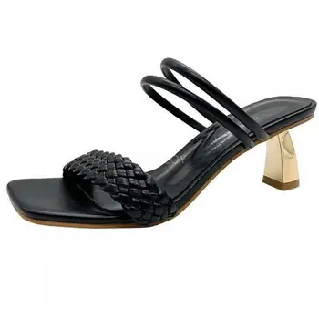 2021 Nové Letné Šľapky Listov Žena Námestie Päty Značky Sandále Ženy Veľké Veľkosti 35-43 Flip Flops Zapatillas Mujer Casa