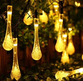 30 LED Solárne Napájanie Nepremokavé String Kvapka Vody Lampa Garden Home Strom Party Dekor Vonkajšie vianočné svetlo RGB Osvetlenie Reťazce