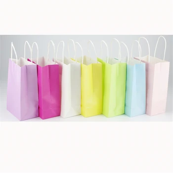 300 ks 15 Farieb (21*13*8cm) Kraft papier taška s držadlami Festival darčekový balíček Farbou Square Shopping Bag