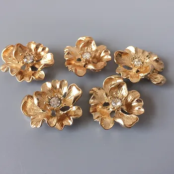 5 ks Gold diamond kvet zliatiny opráv clothesing DIY strane vlasy taška topánky box dekorácie, doplnky, materiály