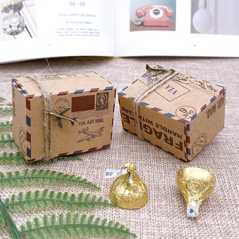 50 Ks Vintage Láskavosti Candy Box Kraft Papier Cestovné Motív Lietadlo Air Mail Boxov S Kompasom Visí Svadobné Party Suveníry