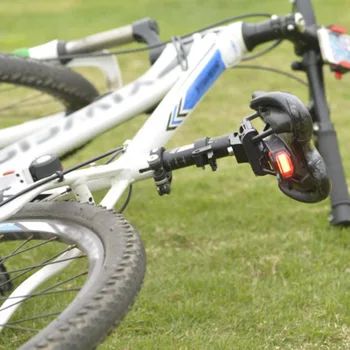 Bezdrôtové Smart Svetlo na Bicykel proti Vlámaniu, Bezpečnostné Varovanie Lampa Nepremokavé Cyklistické Zadné Inteligentné Brzdy zadné svetlo na Bicykli BHD2