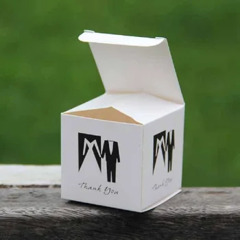 Biely Smoking Šaty Darčeka Candy Boxy Svadobné Zdvorilosti Dekorácie a Darčeky Box pre Hostí 2*2*2 cm Strana Dodávky