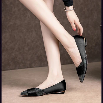 Cresfimix chaussures dosky femmes ženy móda black pu kožené ploché topánky lady bežné biele mokasíny žena v pohode topánky a3580