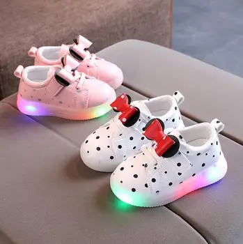 Disney Minnie Mouse deti topánky detské tenisky so svetlami, dievčatá jeseň Bežné žiariace športové topánky Dieťa led tenisky