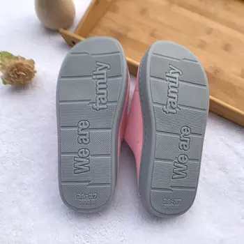 Domáce papuče ženy sandále 2021 pohodlné teplé cartoon dámske topánky vnútorné papuče topánky žena zapatos de mujer