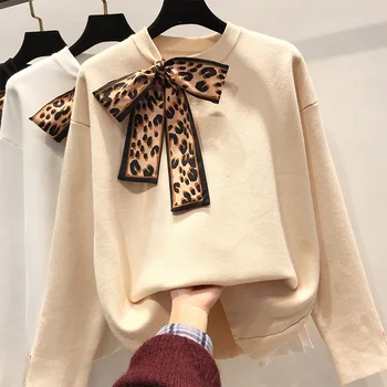 Európa jar kórejských žien leopard pletený sveter čipky motýlik all-zápas split pulóver s dlhým rukávom top zrastov tričko