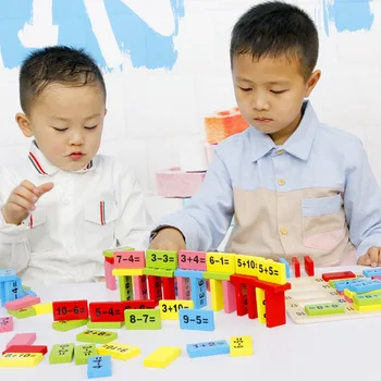 Farebné domino deti hračka drevené Montessori Vzdelávacích Deti matematiku Hračky Skoré Vzdelávanie Domino Hry darček Bloky Súpravy