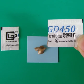 GD450 Termálnej pasty Vložiť Silikónové Omietky Chladiča Zložené 500 Kusov Čistá Hmotnosť 0.5 Gram Zlatý Pre LED, CPU Chladič MB05