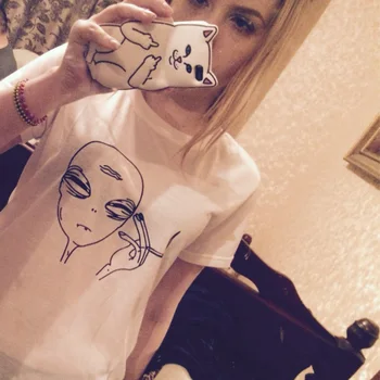 Horúce Kwaii Fajčenie Cudzincov t shirt ženy Zábavné Punk 2016 T-shirts tumblr Bežné A Posádky Krku tee tričko femme WMT121