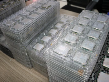 Intel Xeon E5440 2.8 GHz, 12 MB 80W Quad-Core, Socket 771 CPU Procesor testované pracujúcich