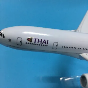 JASON TUTU 16 cm Rovine Modelu Lietadla Model Thai Boeing 777 Modelu Lietadla Diecast Kovové Lietadlá 1:400 Rovine Hračka Darček