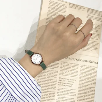 Jednoduchá malá dial ženy biele hodinky ulzzang luxusné značky quartz žena hodiny retro vintage hodinky kožené dámske náramkové hodinky