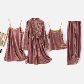 Jeseň Zlato Nežnej Ženy Pajama Nastaviť Teplé Sleepwear 2020 Žena Štyri Kus Oblečenie Pre Voľný Čas Elegantná Výšivka Lady Sleepwear