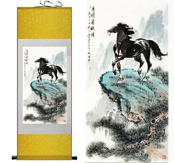 Kôň Tradičné Čínske umenie maľba Kôň umenie maľba na Hodváb prejdite umenie maľba Jazda na horských