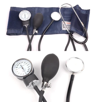Lekár zdravotníckeho zariadenia kardiológie sphygmomanometer tonometer putá stetoskop Auta cestovné sphygmomanometer