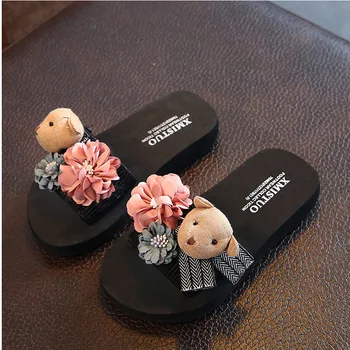 Letné non-slip detské flip-flops dievčatá módne pláže topánky sandále žena roztomilý kreslený niesť kvety papuče ženy