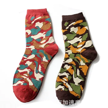 Móda Kamufláž pánske Bavlnené Ponožky Značky 5 Párov Farebné Graffiti Mužov Hip Hop Army Zelená Skateboard Ponožky Pre Mužov Darček