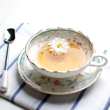 Móda kosti čína šálku kávy nastaviť camelias čaj nastaviť kvalitu keramické d'Angleterre ručné cup set hrnček caneca hrnček kávy