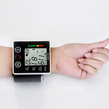 Nemecko Čip Automatické Zápästie Digitálny Monitor Krvného Tlaku Tonometer Meter na Meranie A srdcovej frekvencie Zdravotnej starostlivosti