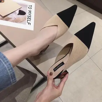 Nové Dámske topánky priedušná pletené V ukázal prst moccasins zmiešané farby Tkaných žien papuče zapatos de mujer 4,5 CM podpätky