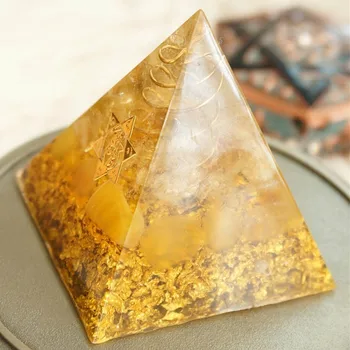 Orgonite Pyramídy 5cm symbolizuje šťastie citrine pyramídy energie converter zhromaždiť bohatstvo a prosperitu živice dekor