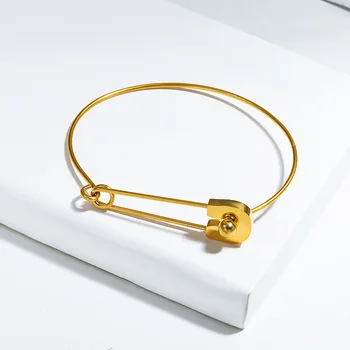 Peri'sbox Zlatá Farba Veľký zatvárací Špendlík Bangles Tenké Reťazca Geometrické Prívesky pre Ženy Titánové Ocele Minimalistický Náramok 2020 Šperky