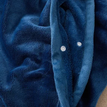 Pevné Nositeľné Fleece Deka Polyester Deka S Multifunkčné Tlačidlo Krytu Hodí sa na Gauč Cestovné Dospelých Plášť manta