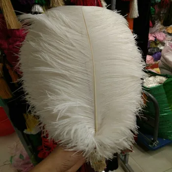Prírodná biela pštrosie perie 40-45 cm / 16 to18 cm 50 ks pštrosie perie pre svadobné dekorácie vysokej kvality oblaku