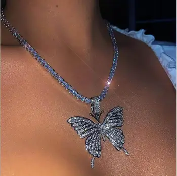 Prívesok duté motýľ drahokamu náhrdelník clavicle reťazca román trendy lesklé motýľ náhrdelník