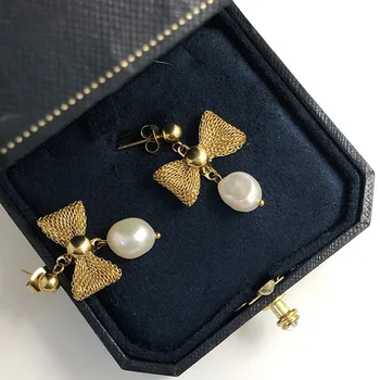 Skutočné prírodné perly bowknot náušnice pre ženy nehrdzavejúcej ocele zlato oka roztomilý visiace náušnice pre dievčatá kórejský dráma fashion2021