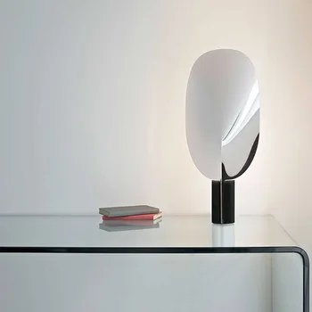 Taliansky Nordic dizajnér model izba tvorivé osobnosti štúdia spálňa LED dekoratívne leaf stolná lampa