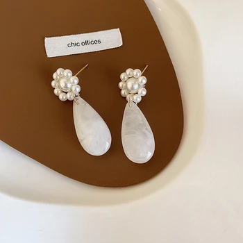 TARCLIY Vintage Módy Geometrické Drop-Tvarované Živicové Imitácie Pearl Flower Náušnice Elegantné Ženy Temperament Denne Šperky Strany