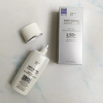 To Kozmetika Anti-Aging Zbroji Super Smart Skin Perfecting Krásy Tekutiny SPF 50+ Krém na opaľovanie Foundation Primer make-up