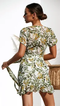V Lete Roku 2019 Krátke Rukáv V Krku Ženy Mini Šaty Bežné Streetwear Elegantnej Čipky Krátke Šaty Žien Oblečenie Dámske Biele Šaty