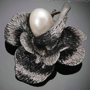 Veľkoobchod Lady Výročie Suvenír Darček Módne Kvet Brošne Luxusný Pearl Grey Brošňa Kolíky Pre Ženy, Svadobné Šperky