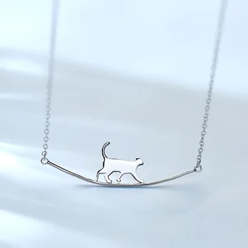 XIYANIKE 925 Sterling Silver kórejský Arc Mačka Prívesok Náhrdelník Žena Jedinečný Dizajn Roztomilý Clavicle Reťazca, Handmade Šperky, Veľkoobchod