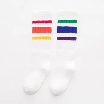 Zimné Nové Unisex Dlhé Ponožky Bavlna Rainbow Prekladané Stehna Vysoké Ponožky Vianočné Módne Teplé Veselé Zásob