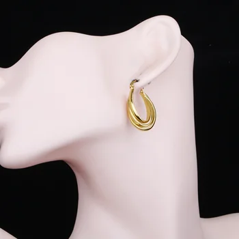 Zlatá farba Nehrdzavejúcej ocele hoop Náušnice pre ženy, Dámy darčeky Nový tvar a veľkoobchod módnych oceľové Šperky v Uchu 2020 HOT